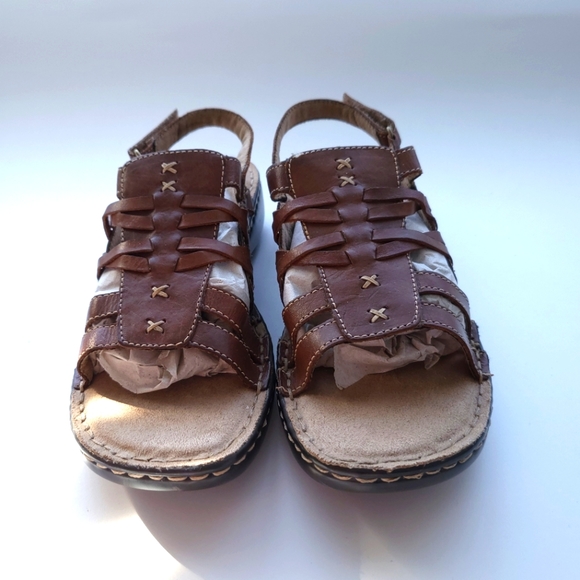 New Naturalizer Tan Corina Leather Sandals - Picture 10 of 13